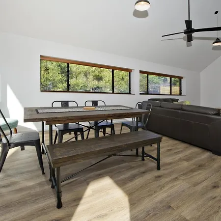 Margaret River Bungalow-2-Middle - Pet Friendly Exterior photo